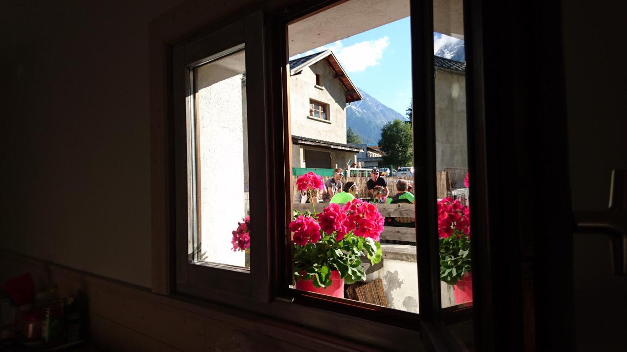 Alpenrose Chamonix Hostel Bagian luar foto