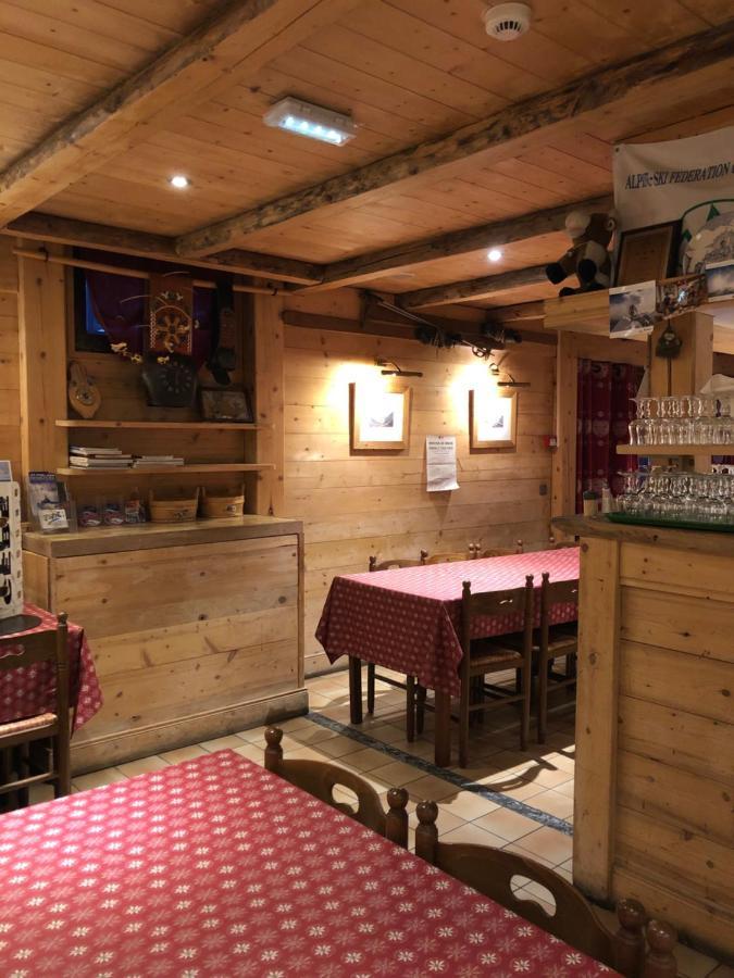 Alpenrose Chamonix Hostel Bagian luar foto